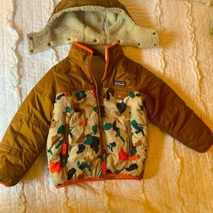 Patagonia Size 5T reversible coat